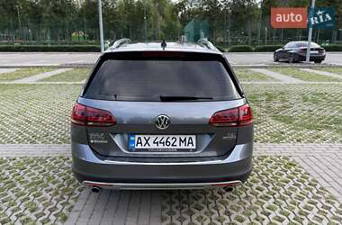 Универсал Volkswagen Golf Alltrack 2016 в 