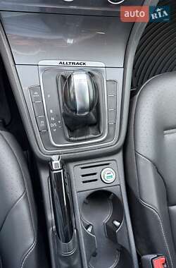 Универсал Volkswagen Golf Alltrack 2016 в 