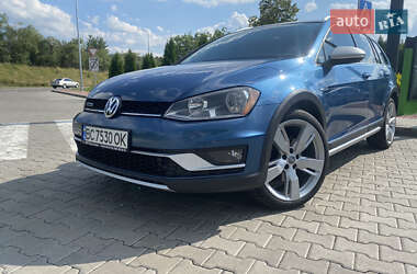 Универсал Volkswagen Golf Alltrack 2016 в 