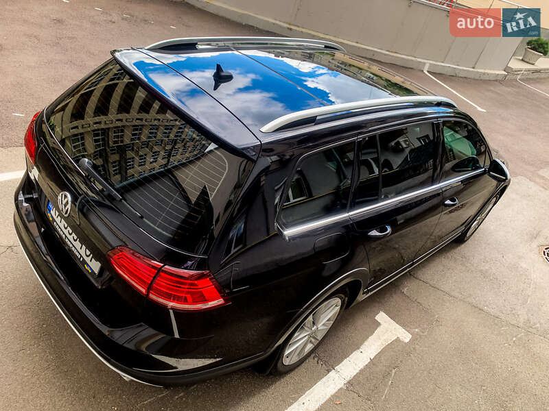 Универсал Volkswagen Golf Alltrack 2017 в Киеве