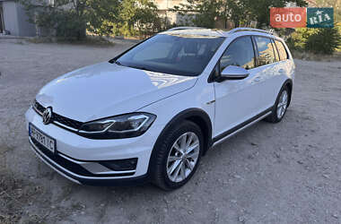 Універсал Volkswagen Golf Alltrack 2017 в Запоріжжі