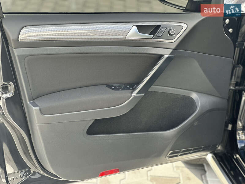 Универсал Volkswagen Golf Alltrack 2018 в Луцке фото 25 Универсал Volkswagen Golf Alltrack 2018 в Луцке