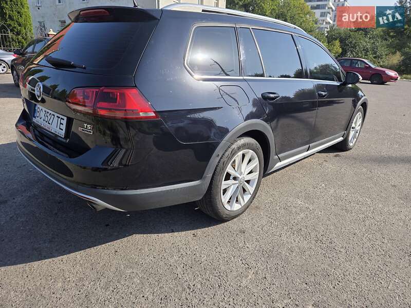 Универсал Volkswagen Golf Alltrack 2016 в Львове