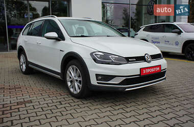Универсал Volkswagen Golf Alltrack 2017 в Житомире