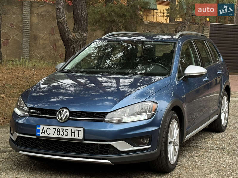 Универсал Volkswagen Golf Alltrack 2019 в Киеве фото 3 Универсал Volkswagen Golf Alltrack 2019 в Киеве