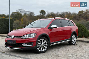 Универсал Volkswagen Golf Alltrack 2019 в Днепре