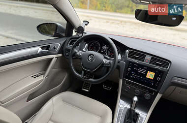 Универсал Volkswagen Golf Alltrack 2019 в 