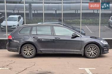 Универсал Volkswagen Golf Alltrack 2016 в 