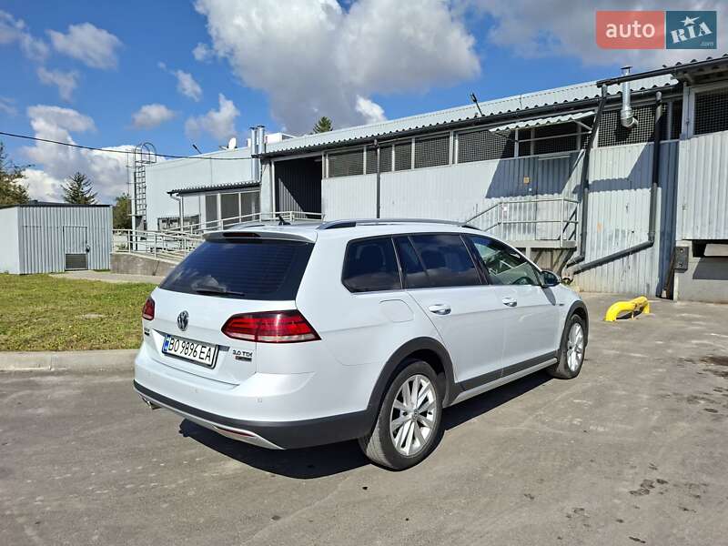 Универсал Volkswagen Golf Alltrack 2018 в Борщеве