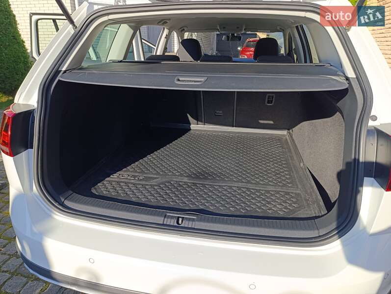 Универсал Volkswagen Golf Alltrack 2016 в Житомире