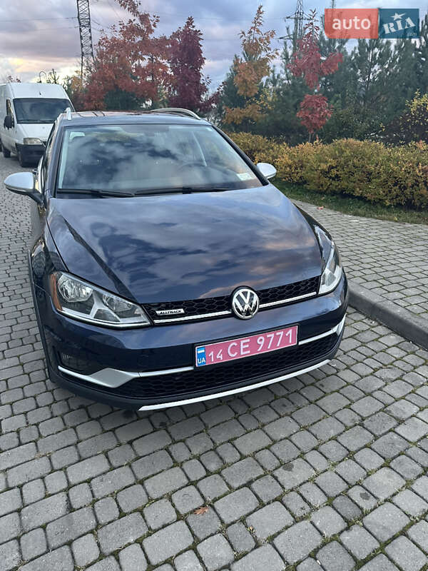 Универсал Volkswagen Golf Alltrack 2016 в Ивано-Франковске
