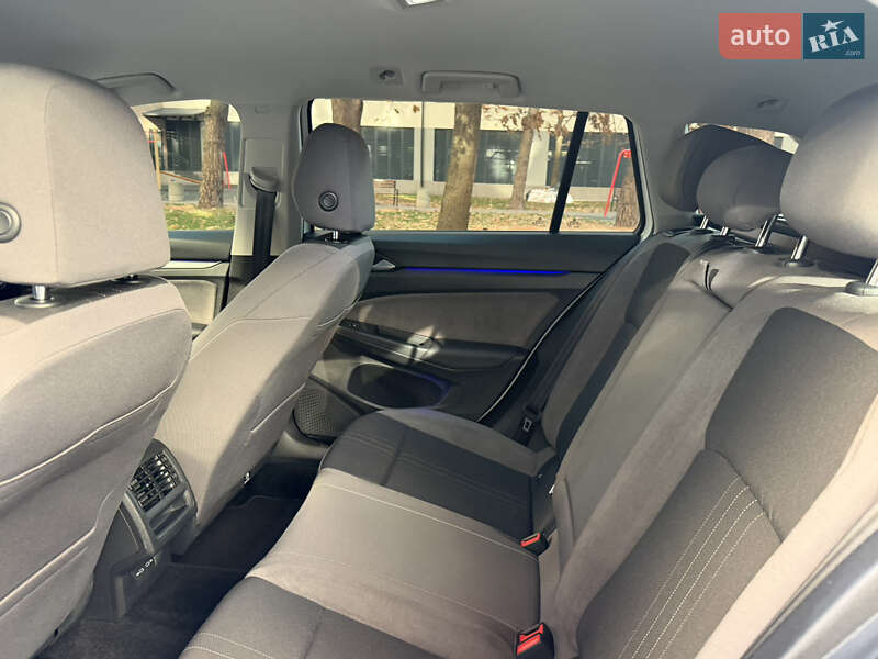 Универсал Volkswagen Golf Alltrack 2023 в Броварах