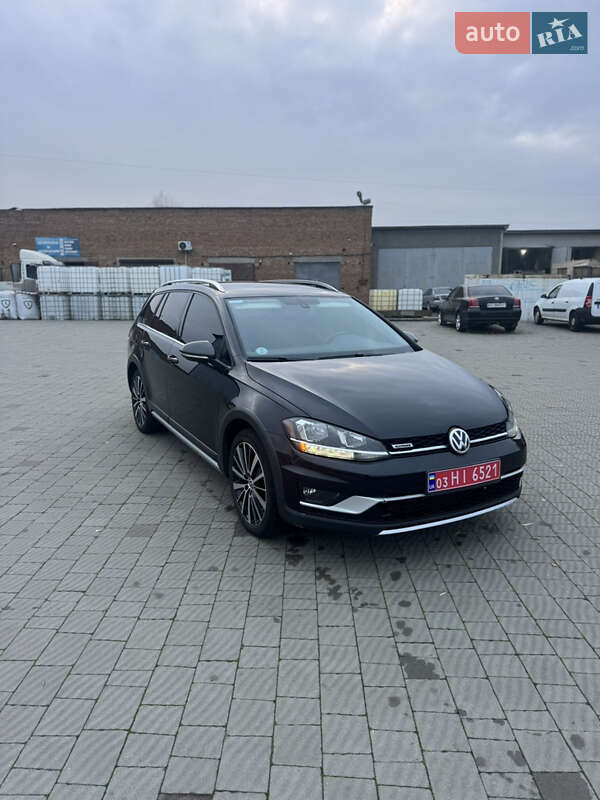Универсал Volkswagen Golf Alltrack 2019 в Владимире фото 32 Универсал Volkswagen Golf Alltrack 2019 в Владимире