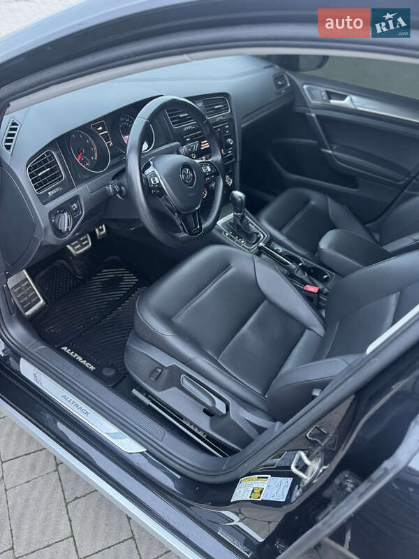 Универсал Volkswagen Golf Alltrack 2019 в Владимире фото 35 Универсал Volkswagen Golf Alltrack 2019 в Владимире