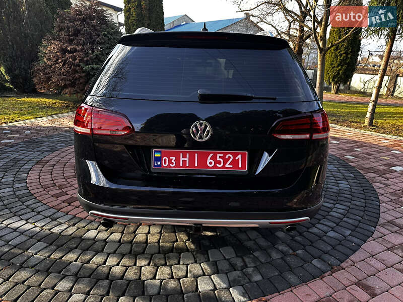 Универсал Volkswagen Golf Alltrack 2019 в Хусте