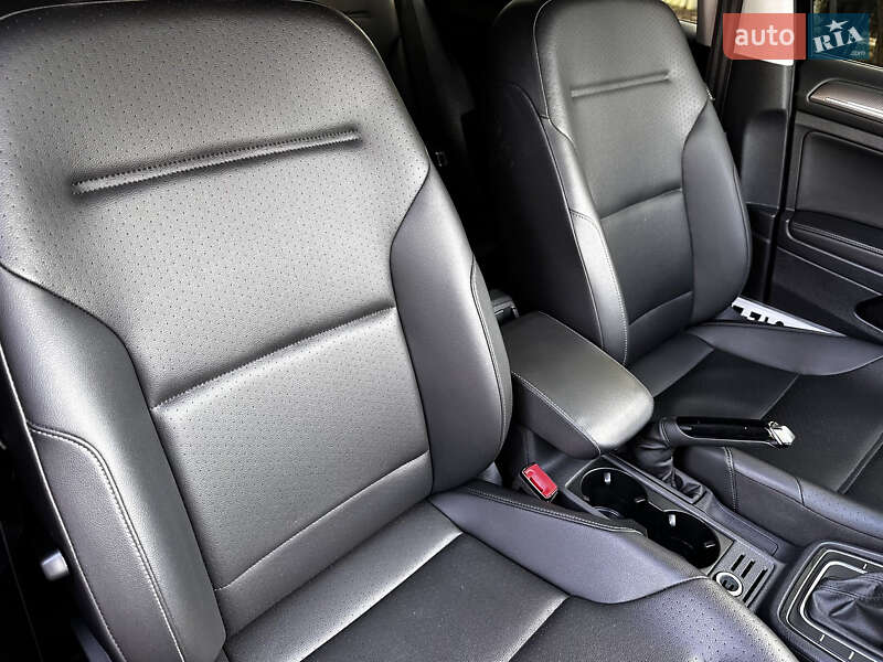 Универсал Volkswagen Golf Alltrack 2019 в Хусте