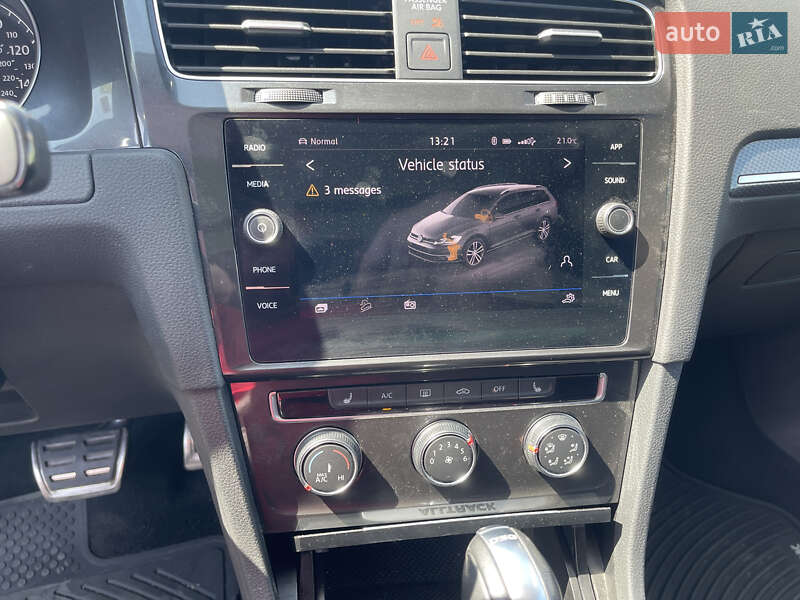 Универсал Volkswagen Golf Alltrack 2019 в Киеве