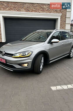 Универсал Volkswagen Golf Alltrack 2019 в Белой Церкви