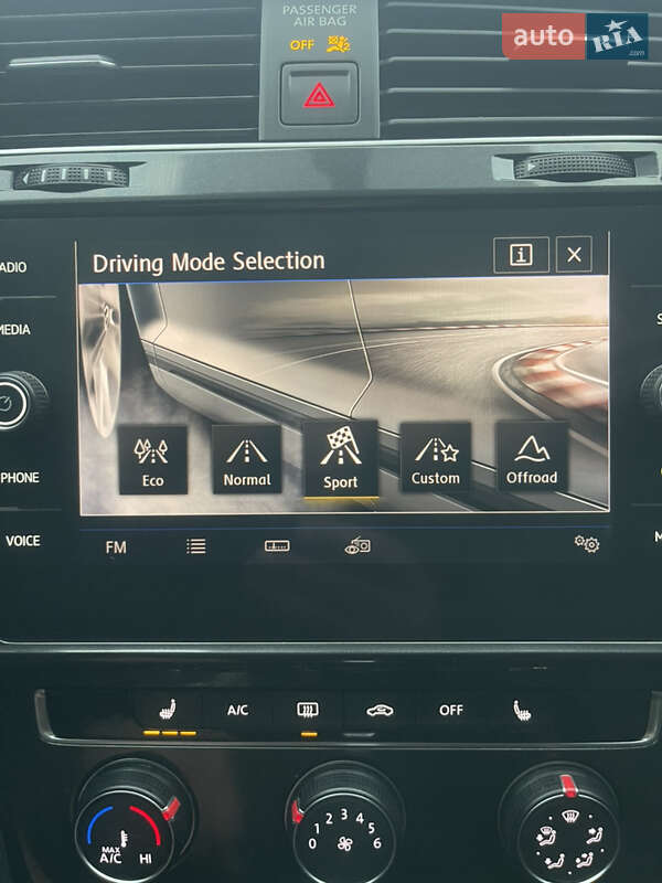 Универсал Volkswagen Golf Alltrack 2018 в Киеве фото 18 Универсал Volkswagen Golf Alltrack 2018 в Киеве