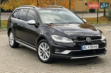 Універсал Volkswagen Golf Alltrack 2018 в Луцьку