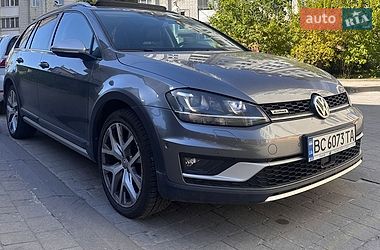 Универсал Volkswagen Golf Alltrack 2017 в Львове