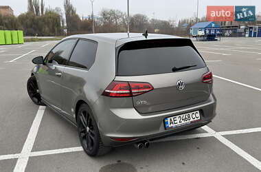 Хетчбек Volkswagen Golf GTD 2014 в Дніпрі