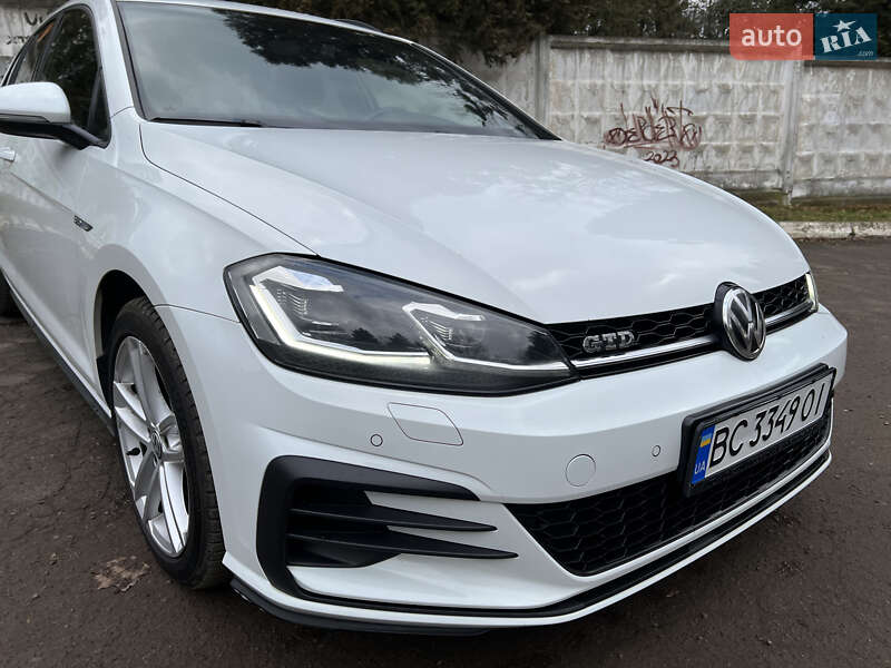 Универсал Volkswagen Golf GTD 2017 в Львове фото 10 Универсал Volkswagen Golf GTD 2017 в Львове