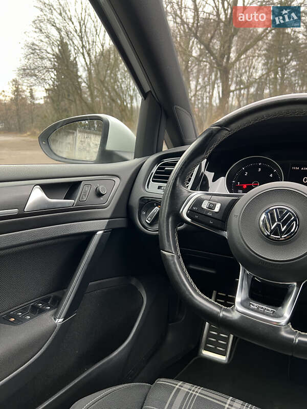 Универсал Volkswagen Golf GTD 2017 в Львове фото 32 Универсал Volkswagen Golf GTD 2017 в Львове