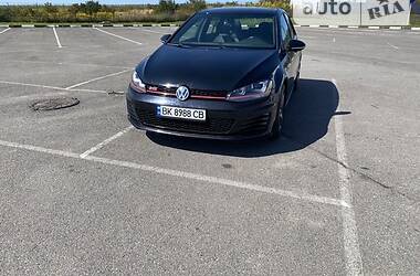 Хэтчбек Volkswagen Golf GTI 2016 в Ровно