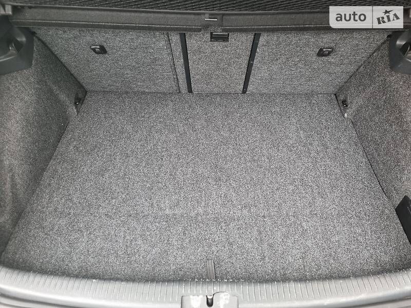 Хетчбек Volkswagen Golf GTI 2011 в Києві