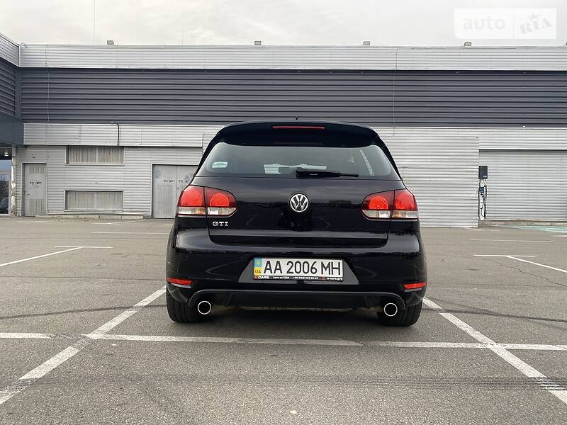 Хетчбек Volkswagen Golf GTI 2011 в Києві