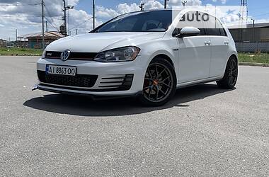 Хэтчбек Volkswagen Golf GTI 2017 в 