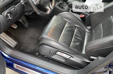 Хетчбек Volkswagen Golf GTI 2011 в 