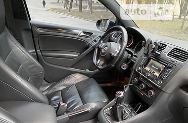 Хетчбек Volkswagen Golf GTI 2011 в 