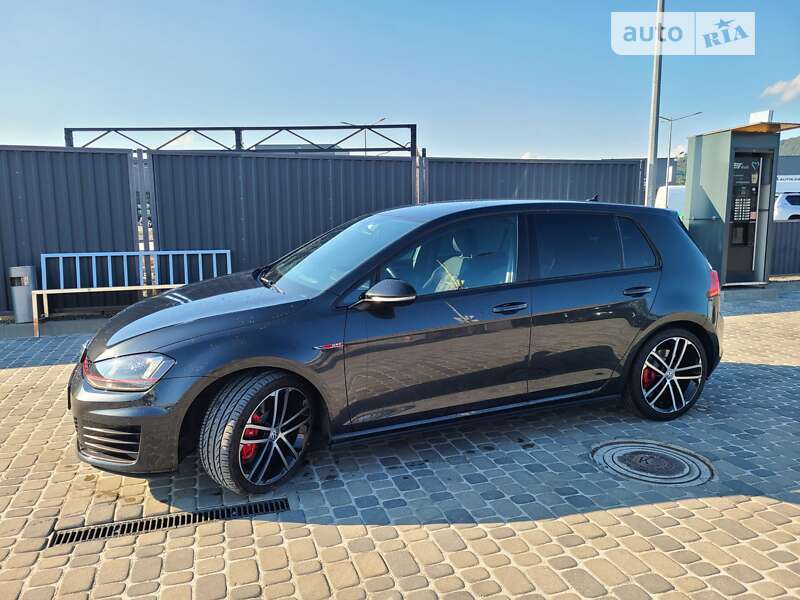 Хэтчбек Volkswagen Golf GTI 2017 в Мукачево