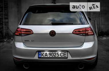 Хэтчбек Volkswagen Golf GTI 2014 в Киеве