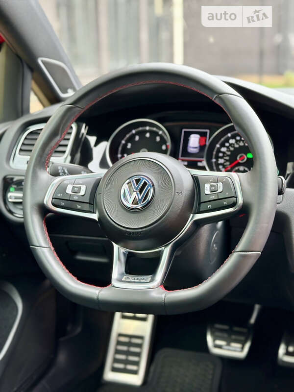 Хэтчбек Volkswagen Golf GTI 2019 в Василькове