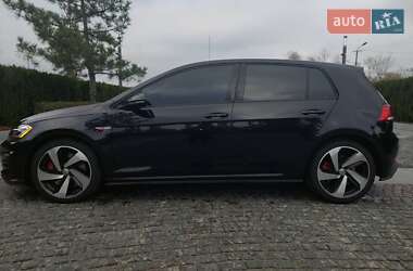Хэтчбек Volkswagen Golf GTI 2020 в 