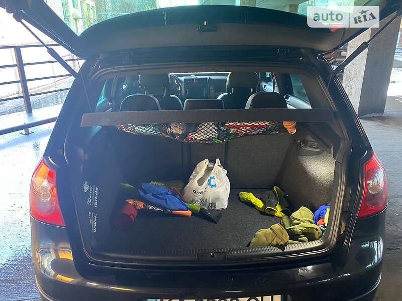 Хэтчбек Volkswagen Golf GTI 2005 в Киеве