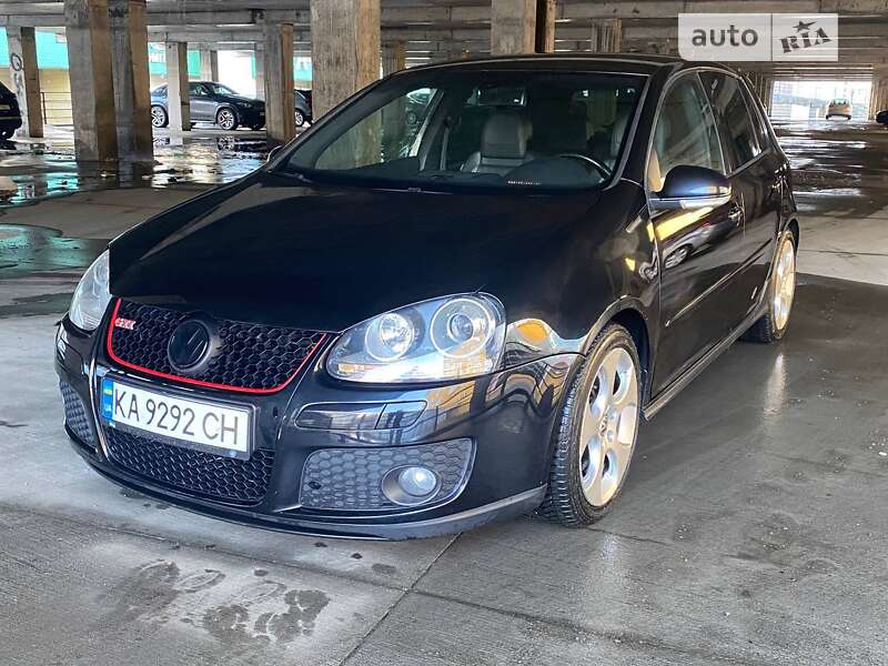 Хэтчбек Volkswagen Golf GTI 2005 в Киеве