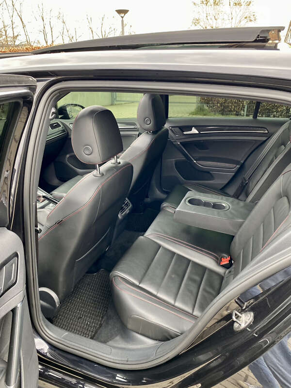 Хэтчбек Volkswagen Golf GTI 2015 в Днепре