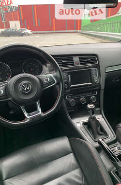 Хэтчбек Volkswagen Golf GTI 2014 в Киеве