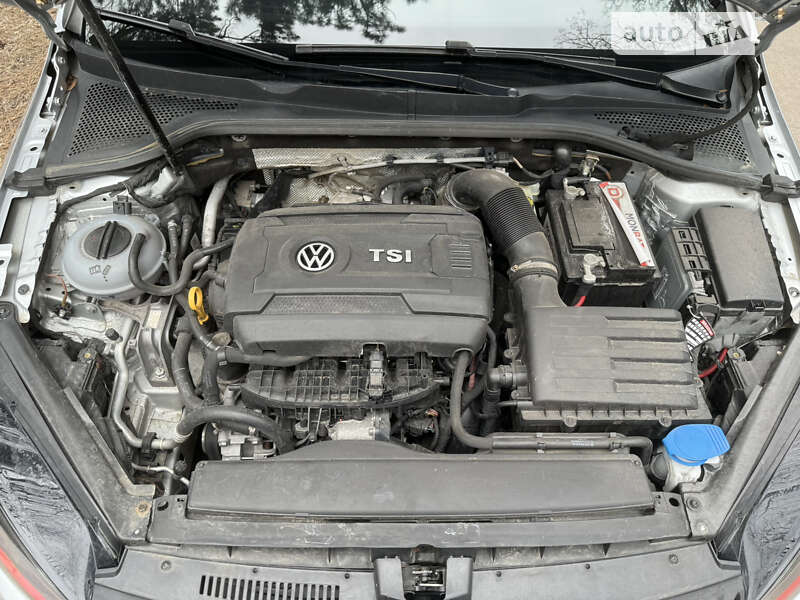 Хэтчбек Volkswagen Golf GTI 2015 в Днепре