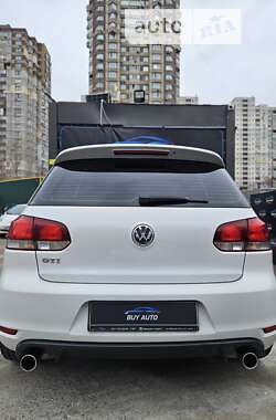 Хэтчбек Volkswagen Golf GTI 2013 в Киеве