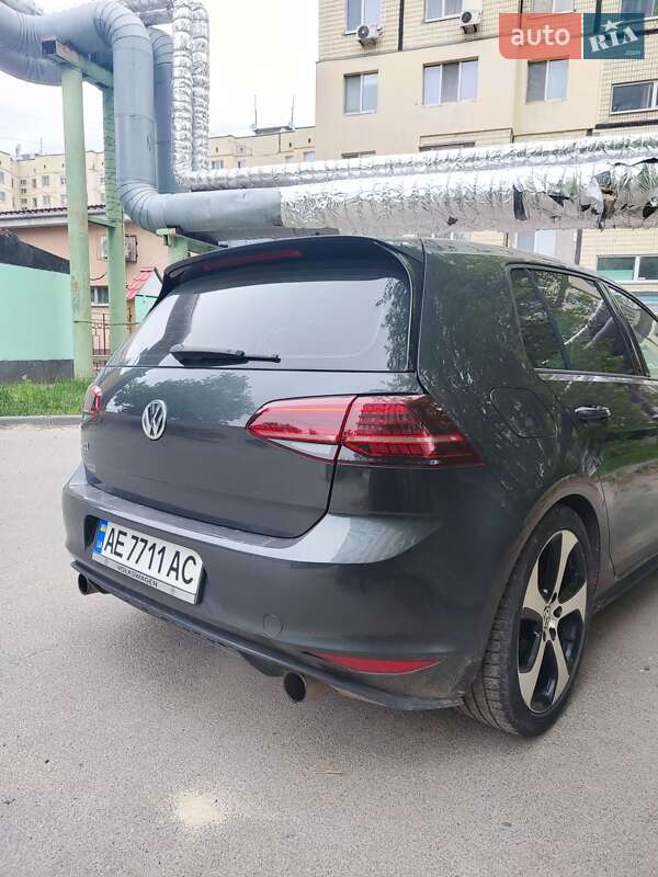 Хэтчбек Volkswagen Golf GTI 2015 в Днепре фото 2 Хэтчбек Volkswagen Golf GTI 2015 в Днепре