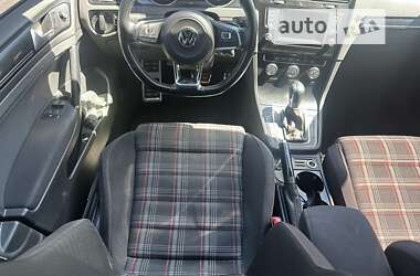 Хетчбек Volkswagen Golf GTI 2014 в Дніпрі