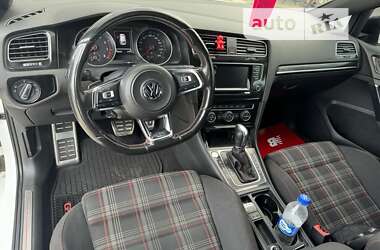 Хетчбек Volkswagen Golf GTI 2013 в Чернівцях