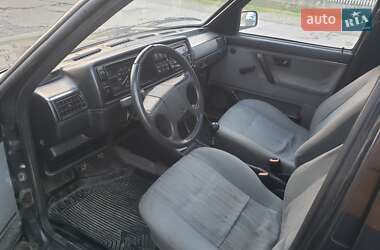 Хэтчбек Volkswagen Golf GTI 1989 в 