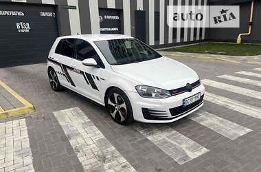 Хэтчбек Volkswagen Golf GTI 2015 в Львове