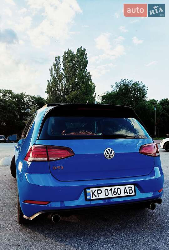 Хетчбек Volkswagen Golf GTI 2020 в Запоріжжі